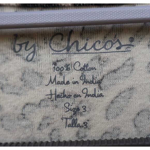 Chico’s 3 Leopard Print V-Neck 3/4 Sleeve Pullover Top - Picture 3 of 4